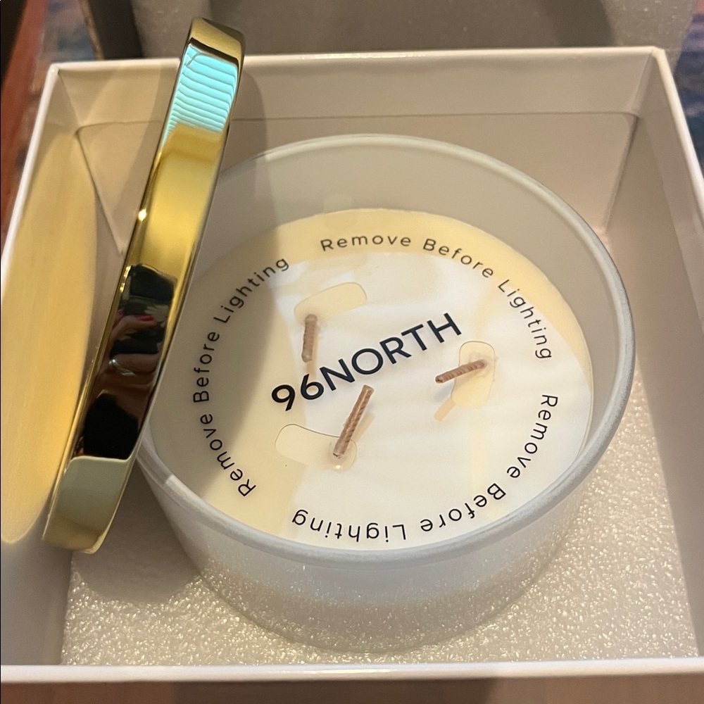 96NORTH Madagascar Vanilla Decorative Scented Candle - Picture 3 of 3